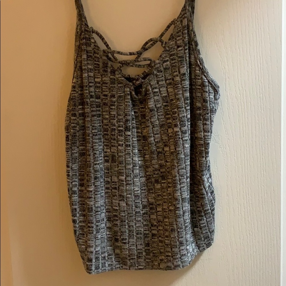 criss cross tank top crop top